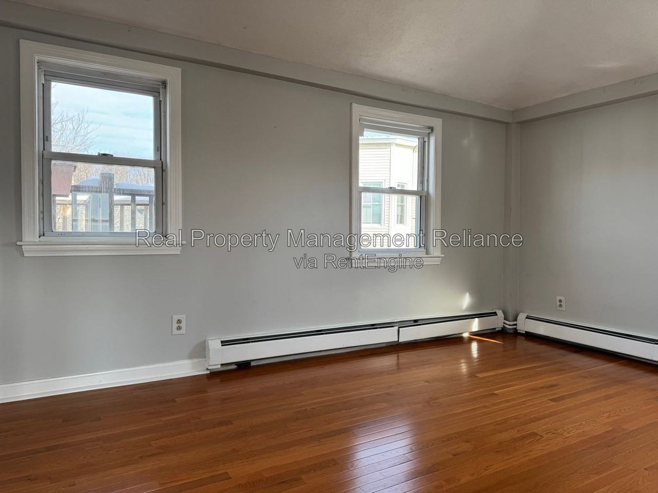 81 Cabot St #3R - Photo 5 of 7