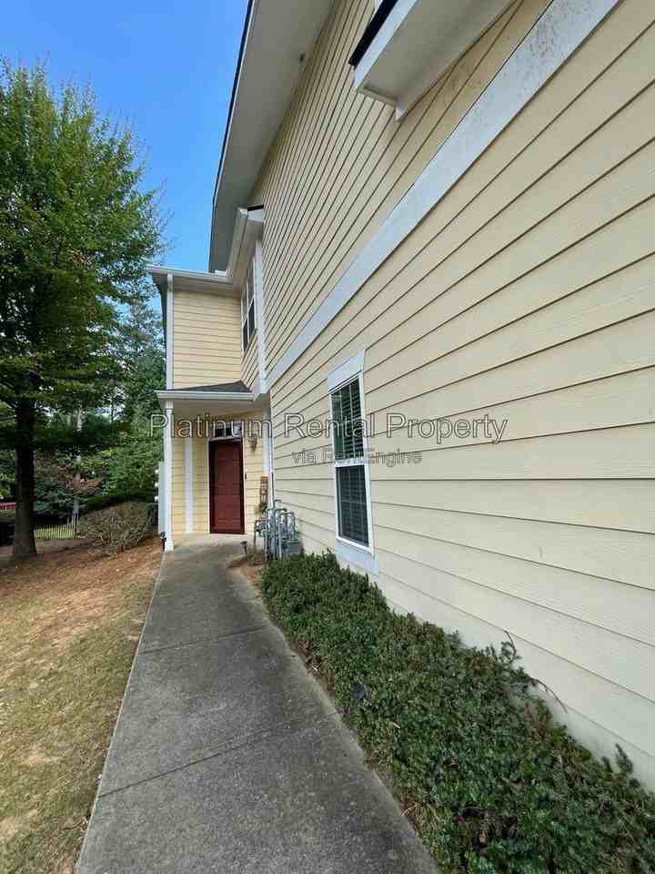1344 Bexley Pl Nw #10 - Photo 5 of 50