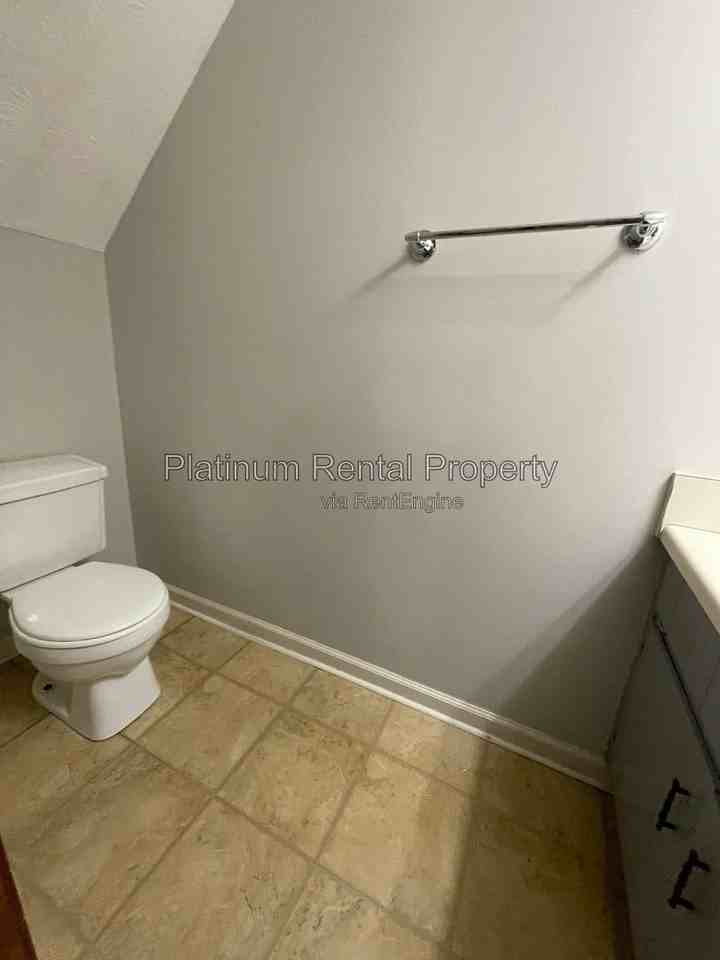 2130 Kings Gate Cir #C - Photo 6 of 35