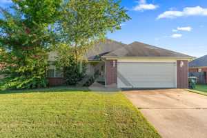featured image of 1655 Duke St