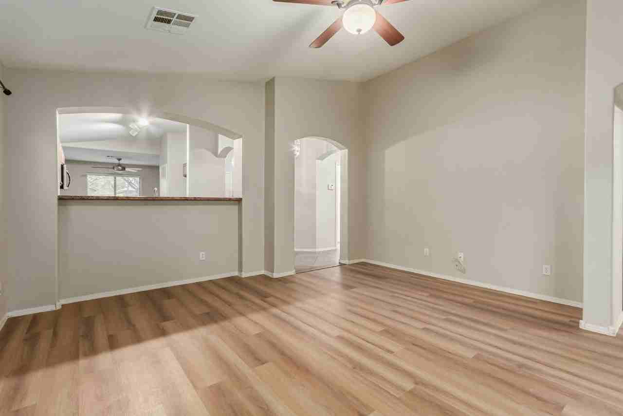 25852 W Globe Ave - Photo 7 of 25
