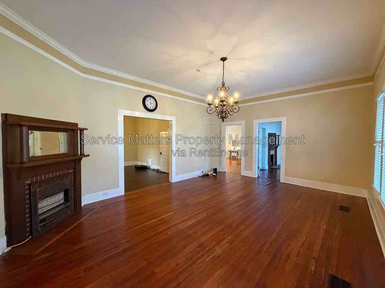 5165 Canal St - Photo 3 of 39
