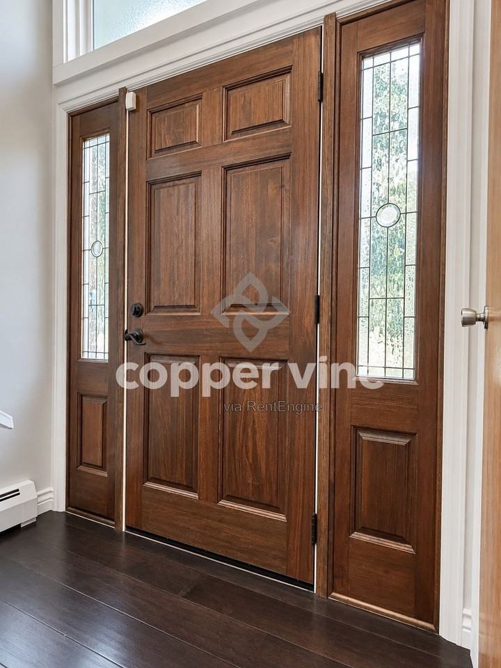 1115 Ash St - Photo 4 of 41