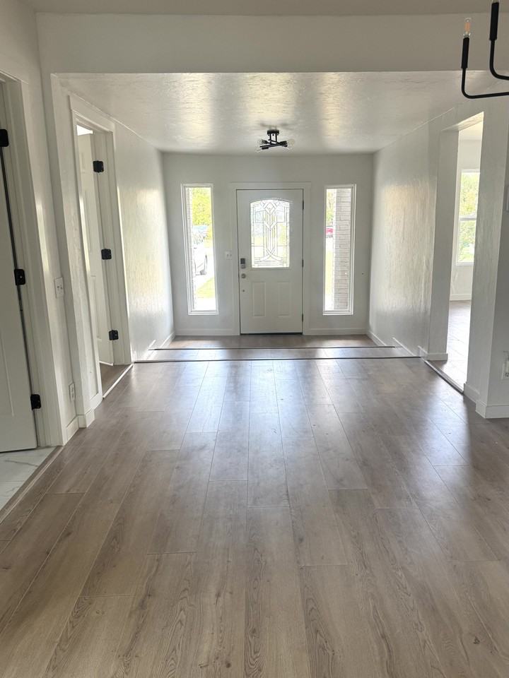 1720 Nw 19th St #NA - Photo 2 of 16