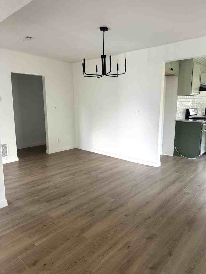 1720 Nw 19th St #NA - Photo 6 of 16