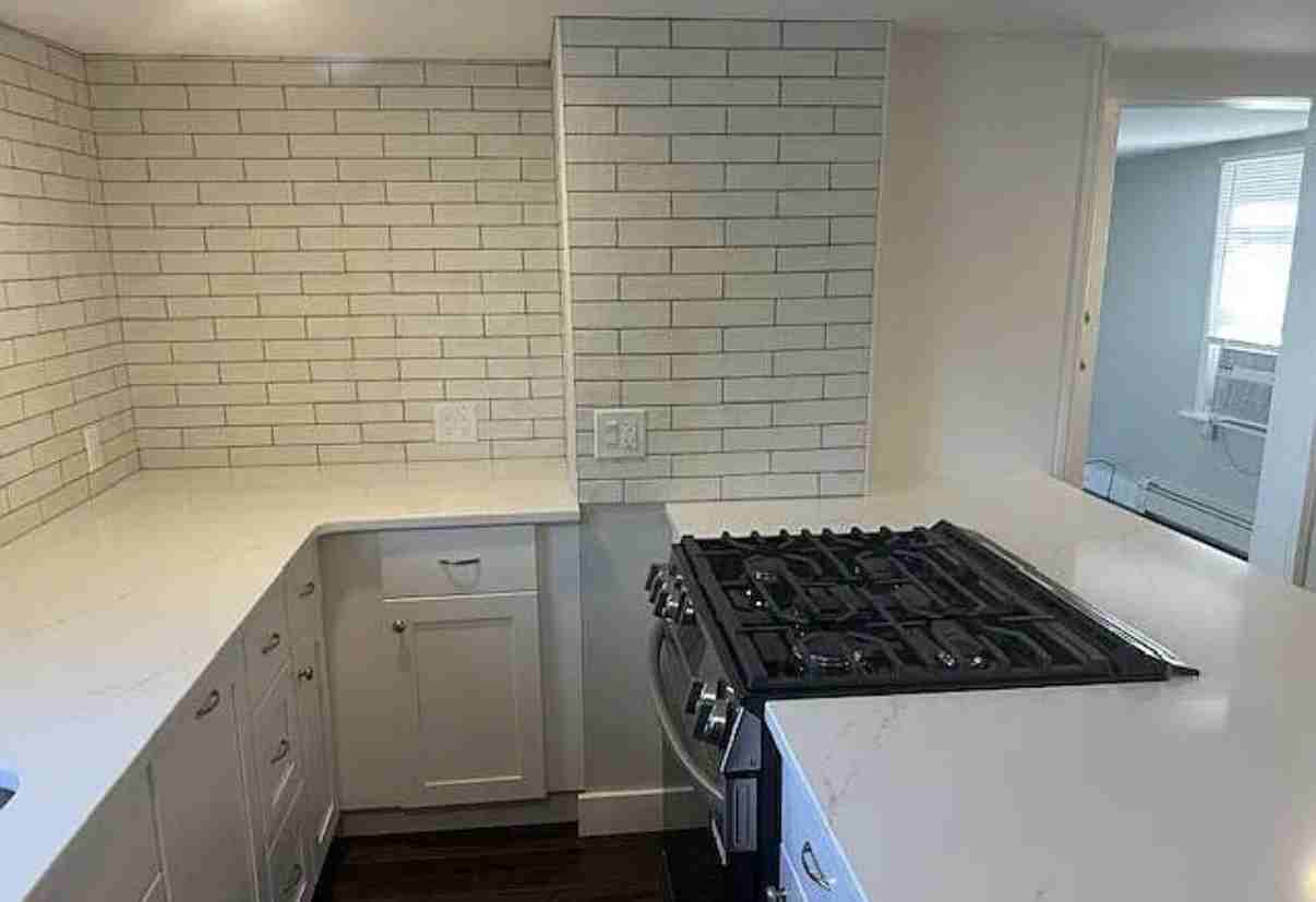 433 Lincoln Ave #2 - Photo 5 of 12