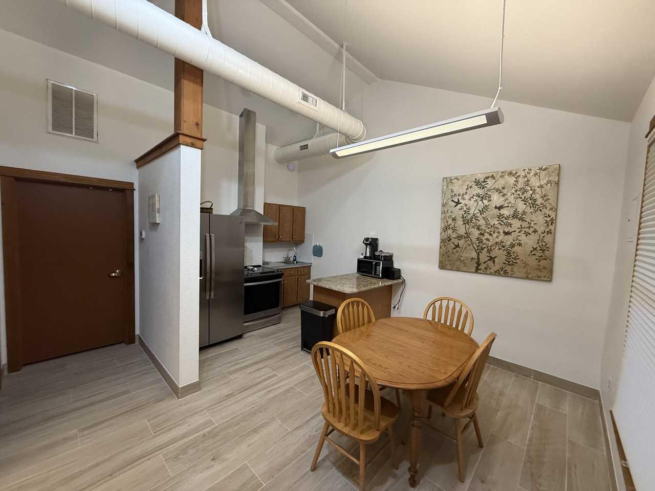 105 Woodsdale Dr #D - Photo 4 of 16