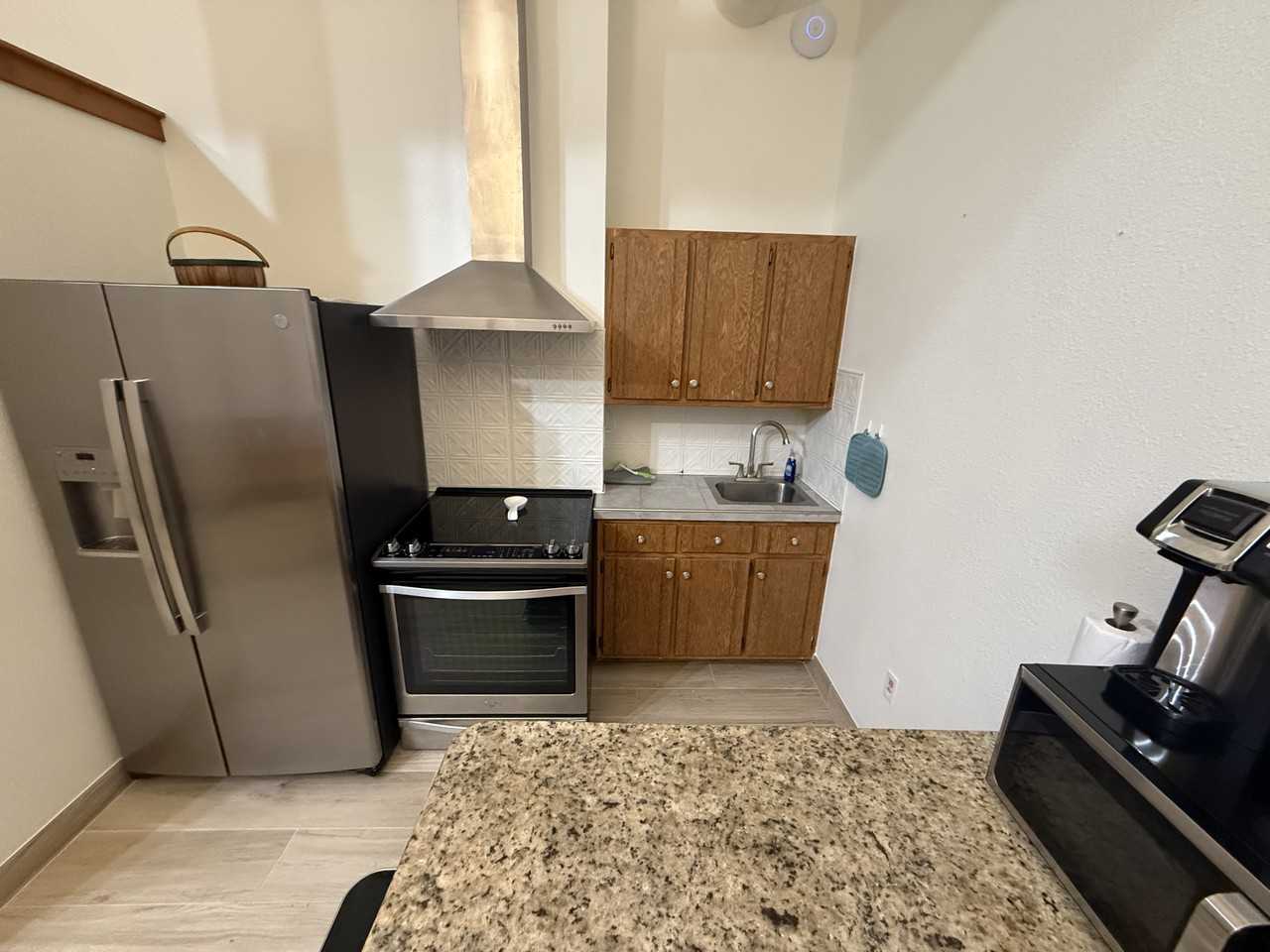 105 Woodsdale Dr #D - Photo 6 of 16