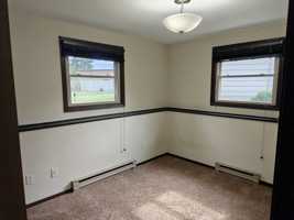 featured image of 3693 Robert Pl