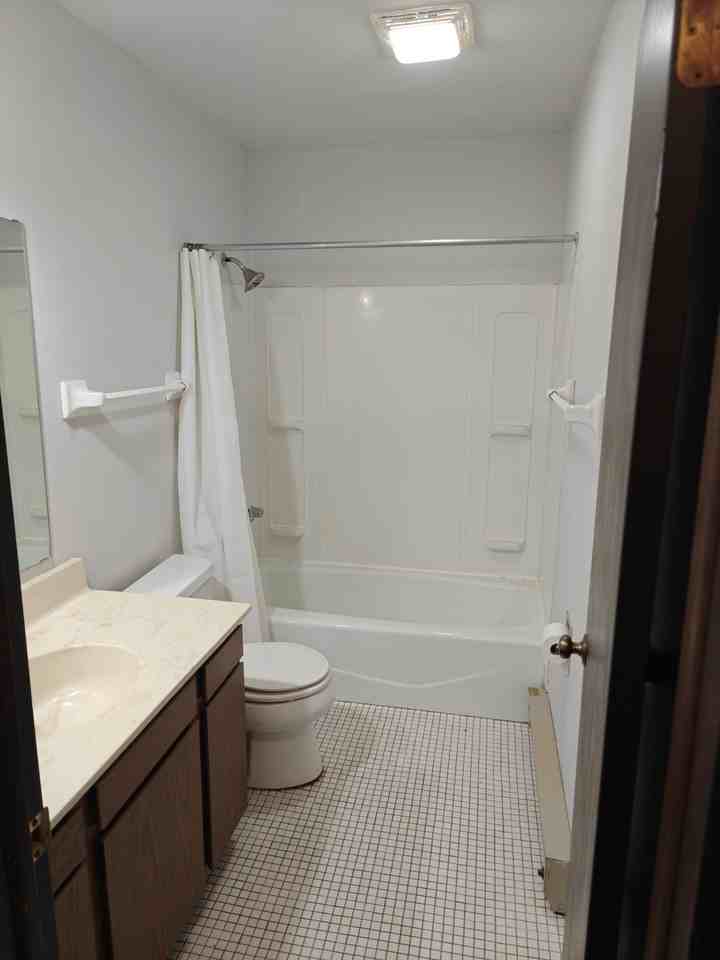 3693 Robert Pl - Photo 3 of 8