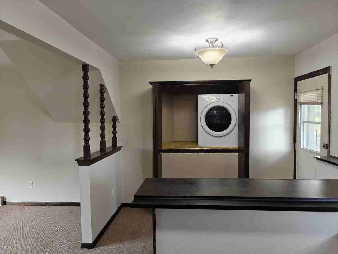 3693 Robert Pl - Photo 4 of 8