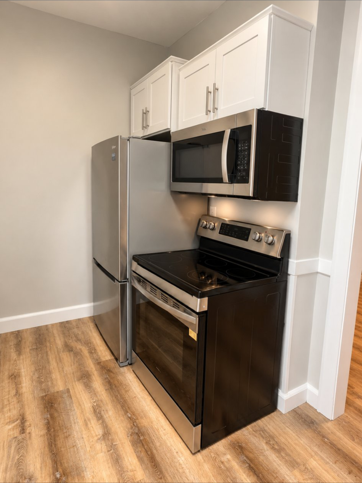874 Selby Ave #3 - Photo 3 of 7