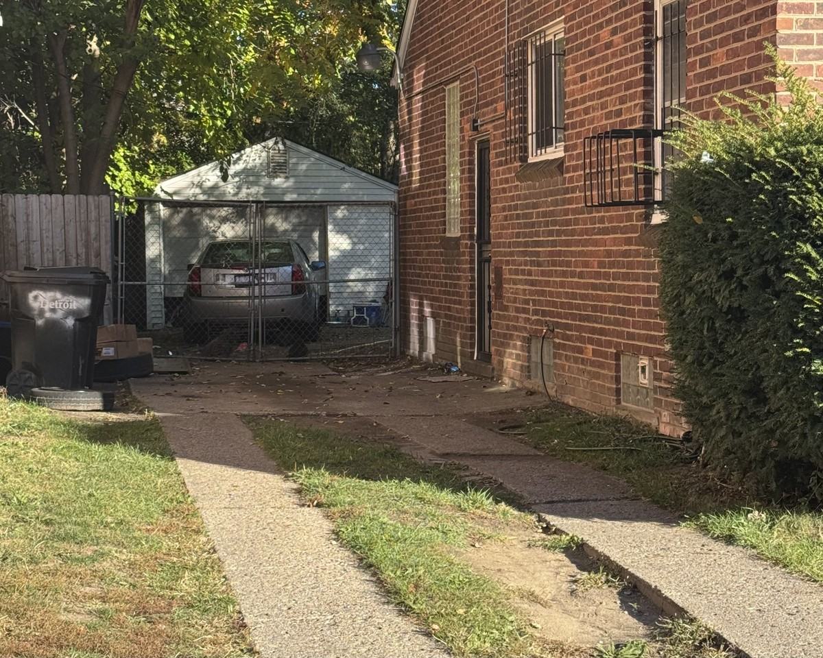 9526 Littlefield St #NA - Photo 2 of 20