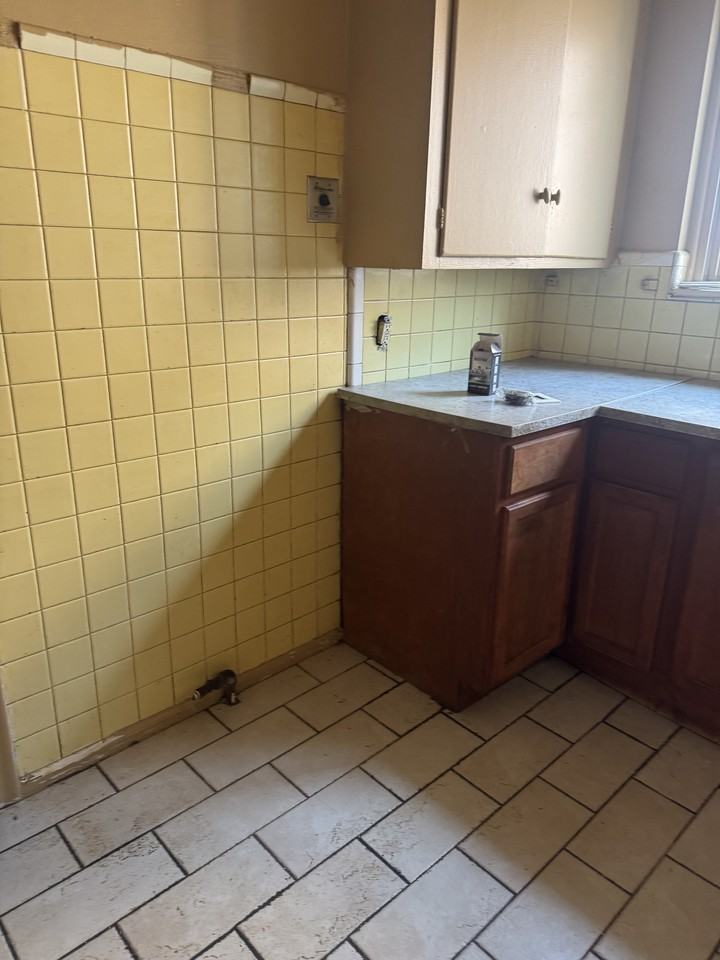 9526 Littlefield St #NA - Photo 7 of 20