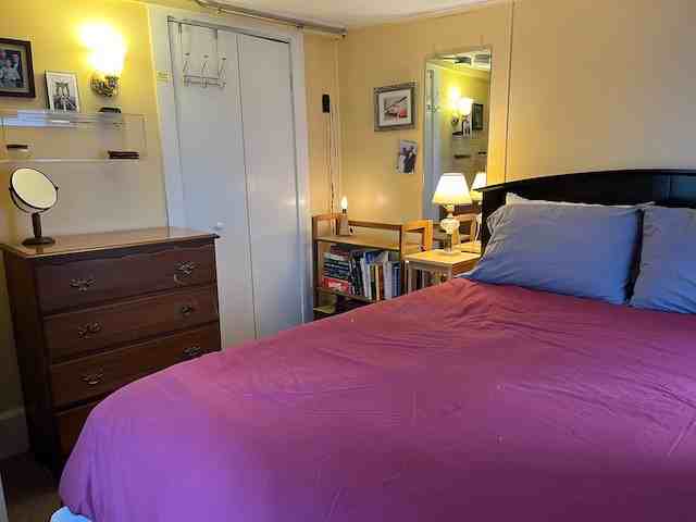 49 Grove St #B - Photo 4 of 14
