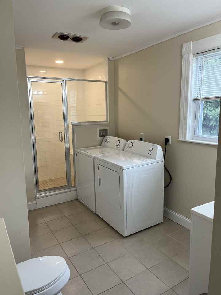 61 Hoyt Ave #2 - Photo 5 of 8