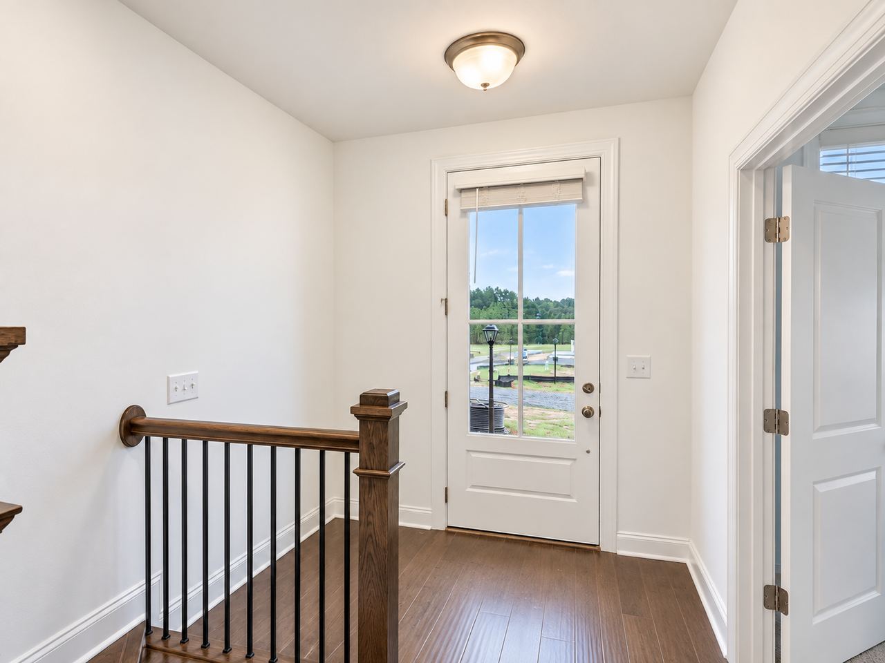 4515 Sims Park Overlook #33 - Photo 4 of 16
