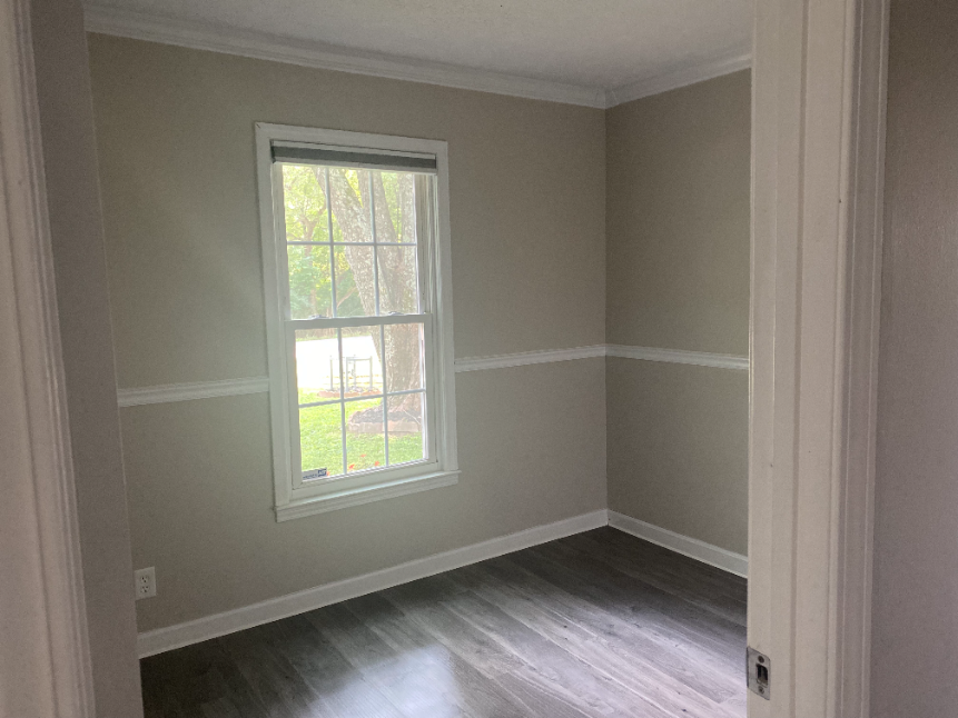 1015 W Moody Ln - Photo 5 of 11