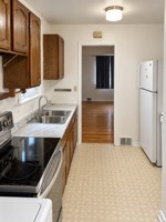 featured image of 355 28th St