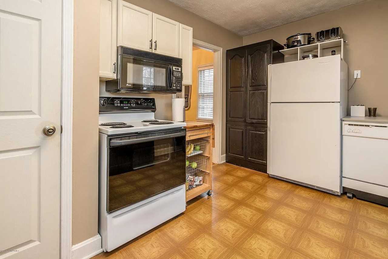 2939 Bon Air Ave - Photo 3 of 6
