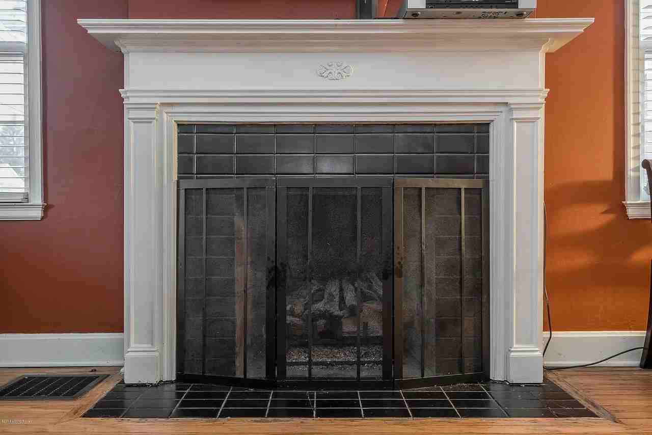 2939 Bon Air Ave - Photo 5 of 6