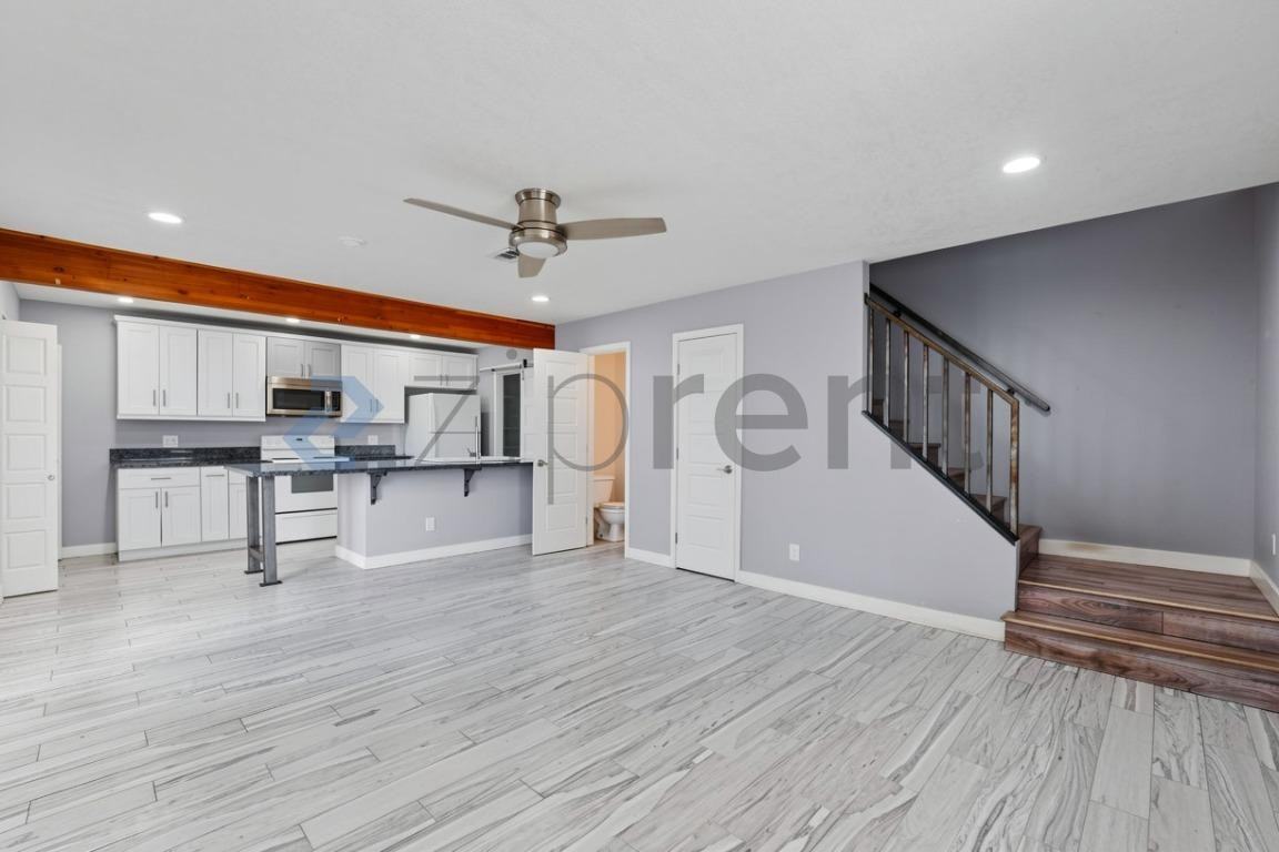 7528 N 47th Dr - Photo 7 of 22