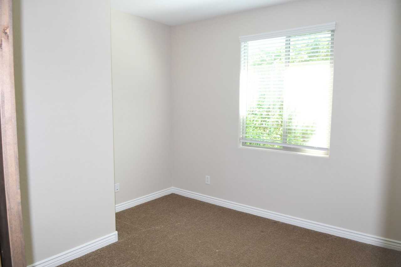 25626 N 144th Ln - Photo 5 of 22
