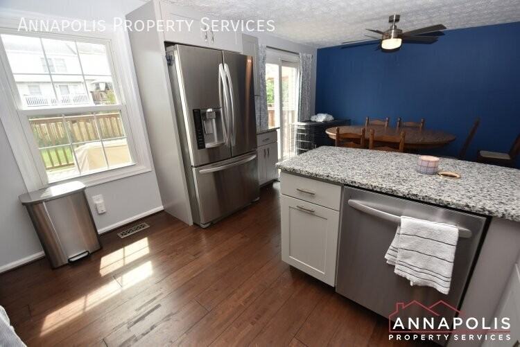 727 Dayspring Dr - Photo 6 of 39