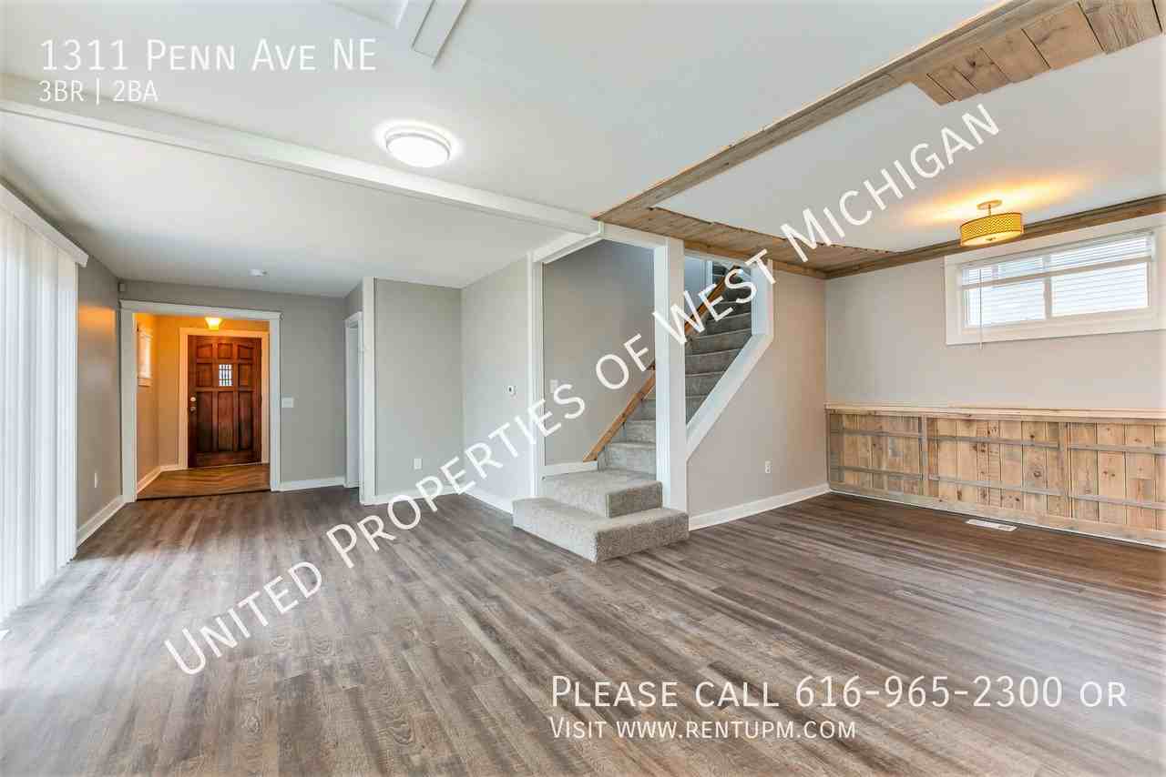 1311 Penn Ave Ne - Photo 5 of 20