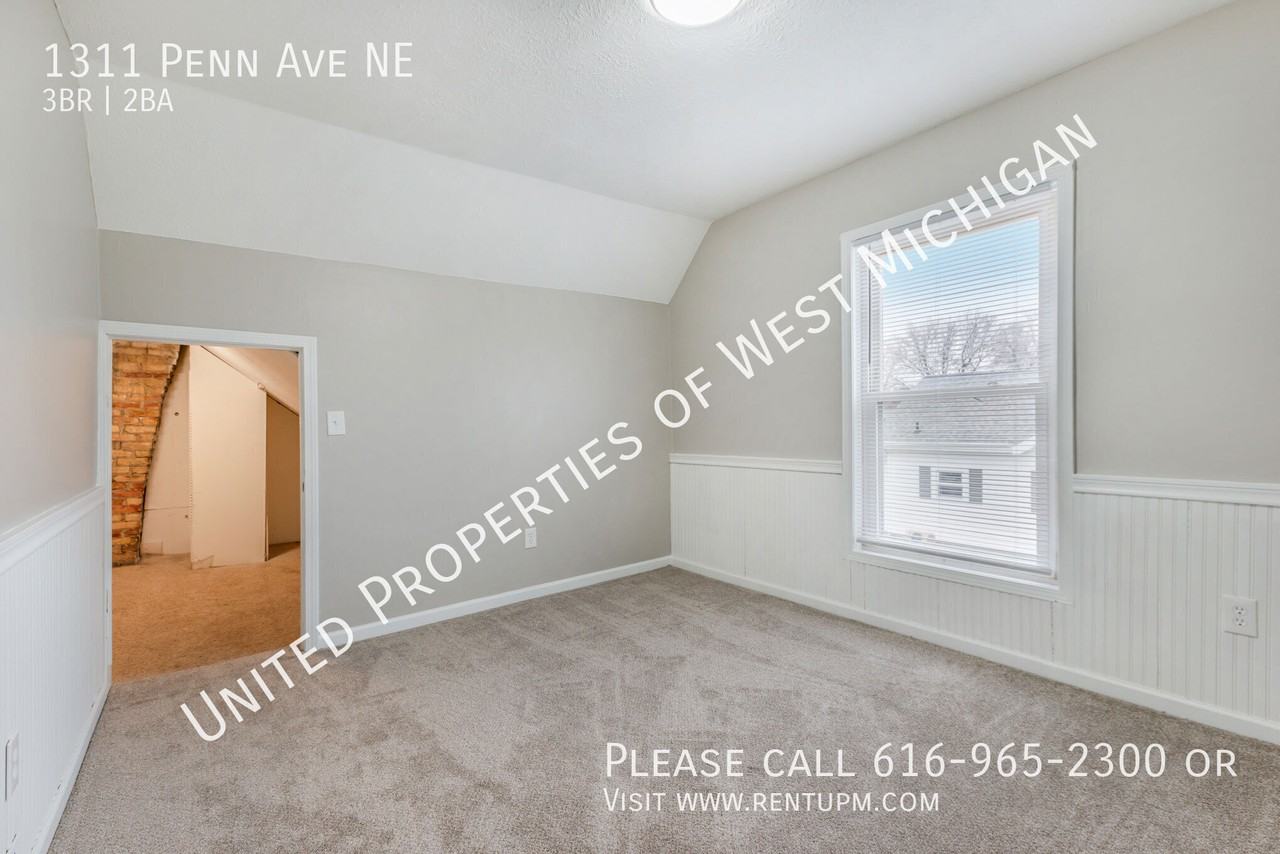 1311 Penn Ave Ne - Photo 7 of 20