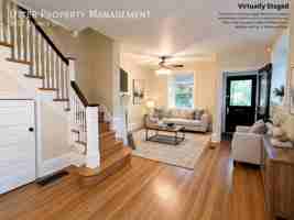 featured image of 6617 Quincy St
