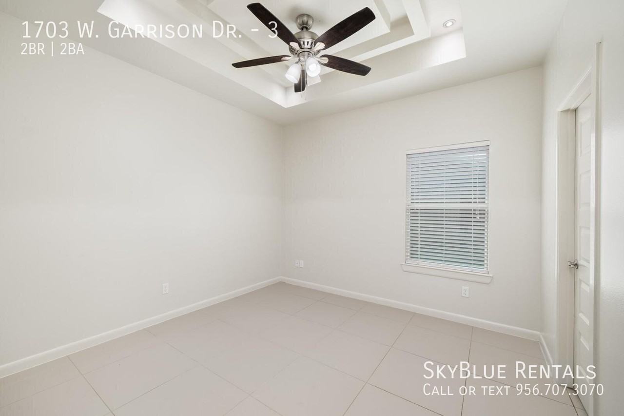 1703 W Garrison Dr #3 - Photo 4 of 19