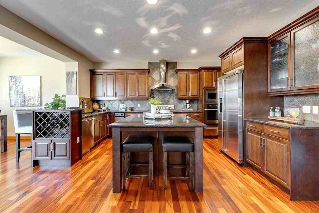 Copperleaf Bay Se - Photo 3 of 29