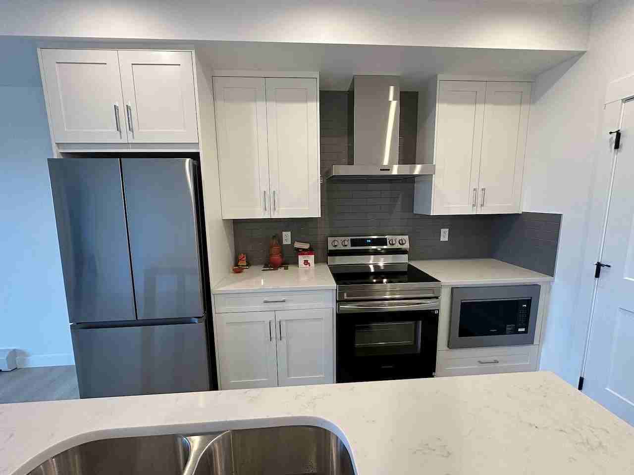 1802 Mahogany Blvd Se - Photo 3 of 10