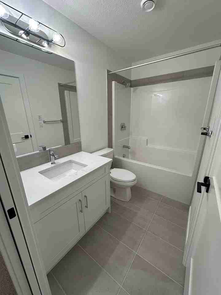 1802 Mahogany Blvd Se - Photo 5 of 10