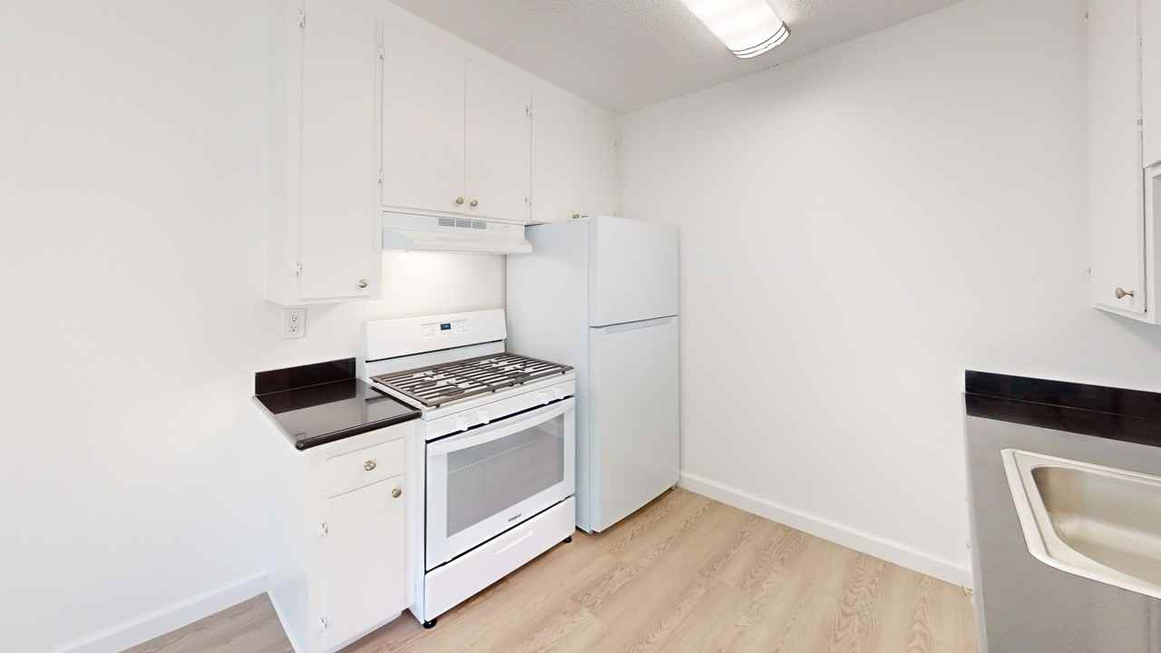 980 Ignacio Blvd #7 - Photo 4 of 14