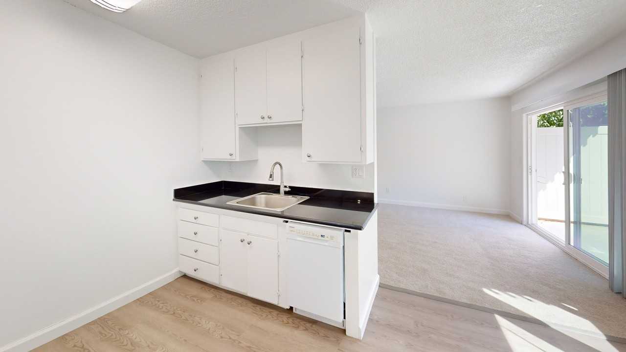 980 Ignacio Blvd #7 - Photo 5 of 14