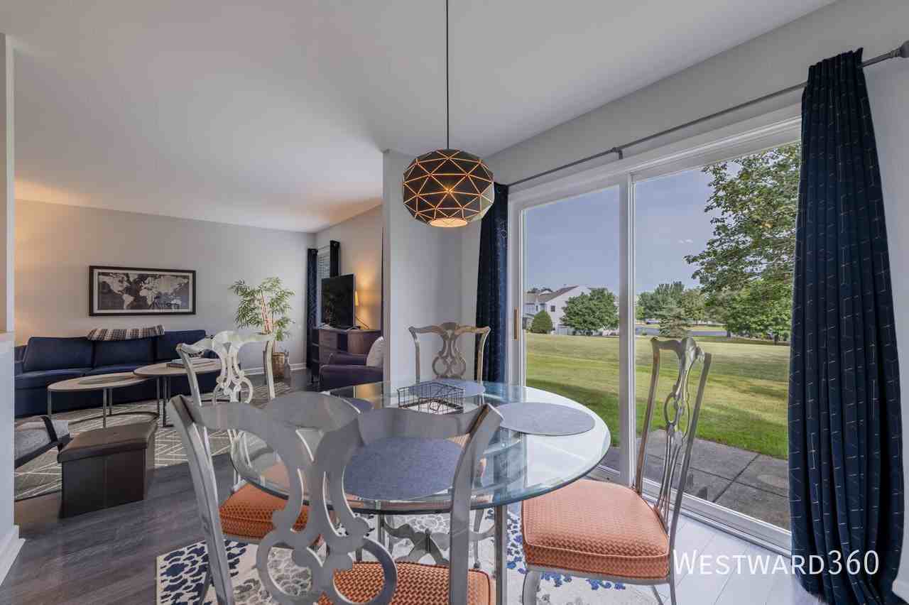 1524 Meadowsedge Ln - Photo 7 of 32