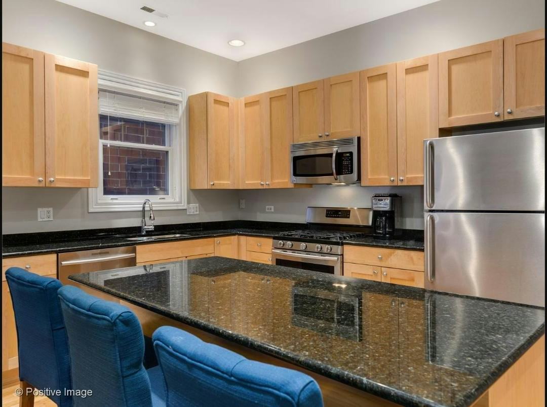 1347 West Washington Boulevard, Unit 3B - Photo 3 of 20
