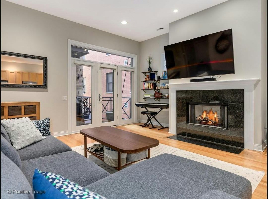 1347 West Washington Boulevard, Unit 3B - Photo 7 of 20