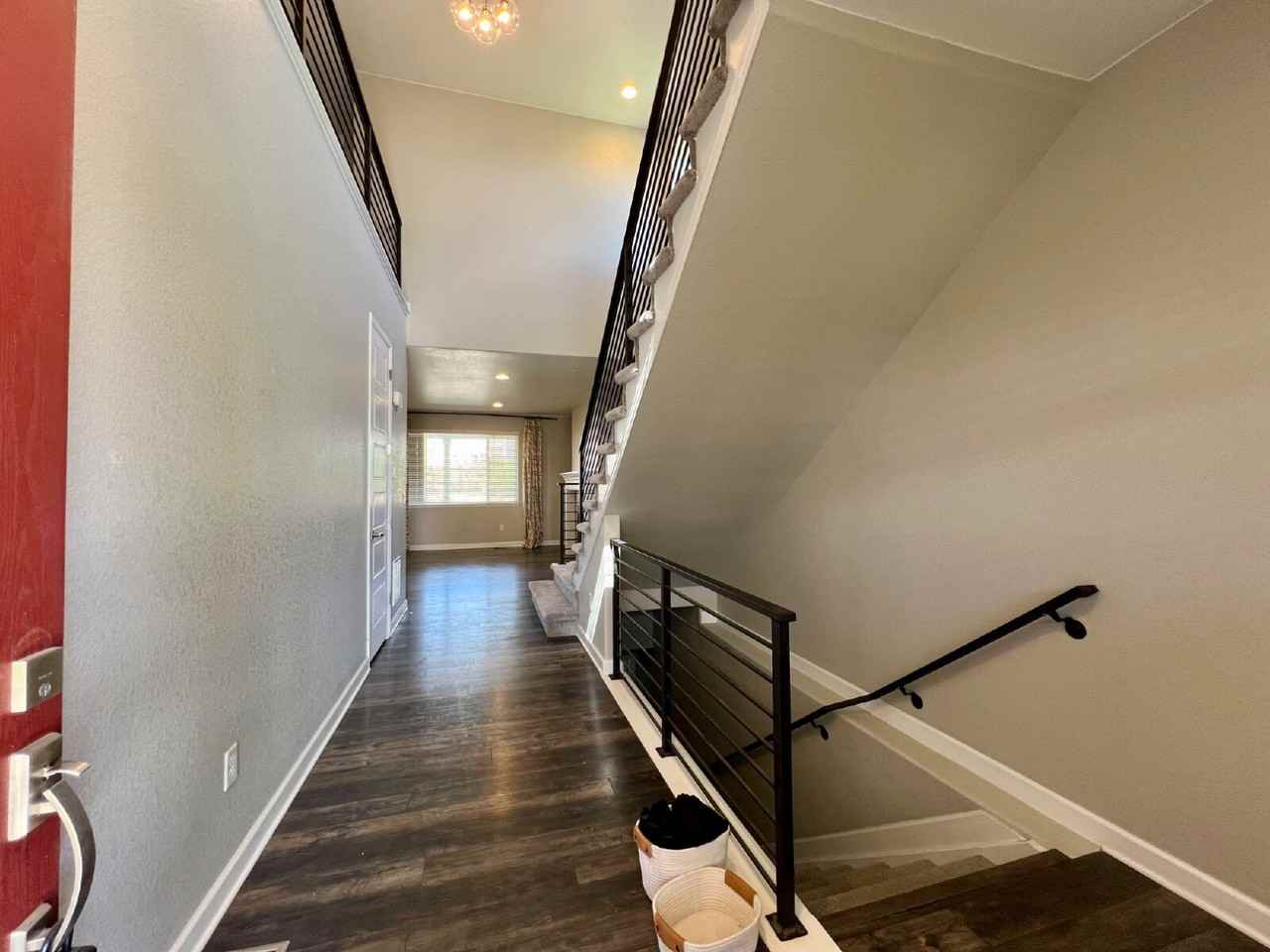4541 Prairie River Ct - Photo 3 of 39
