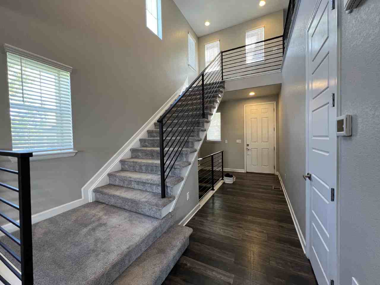 4541 Prairie River Ct - Photo 4 of 39