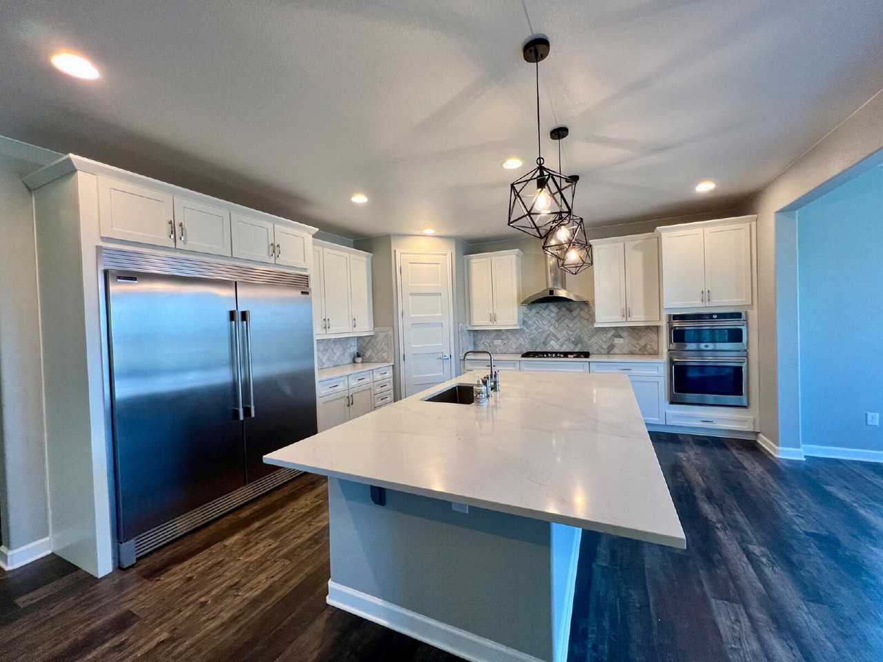 4541 Prairie River Ct - Photo 7 of 39
