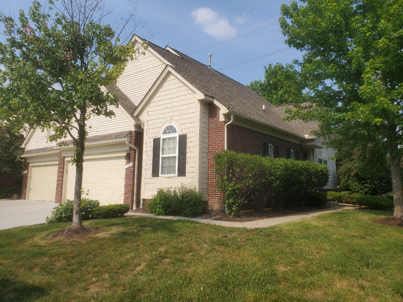 185 Morgan Dr - Photo 2 of 20
