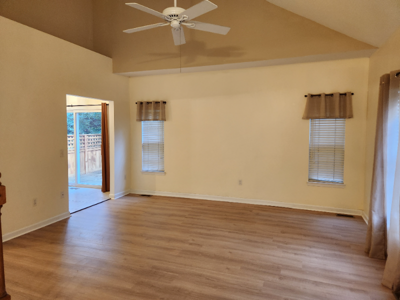 185 Morgan Dr - Photo 5 of 20