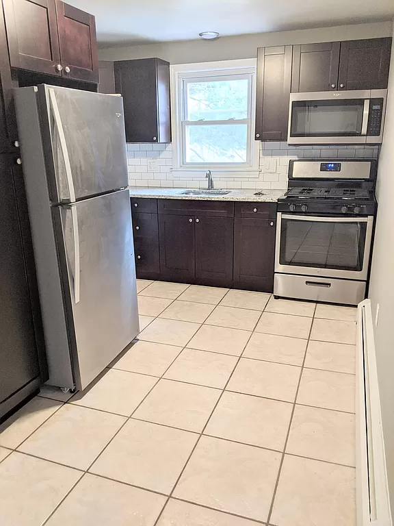 41 Gould Dr #B - Photo 2 of 28
