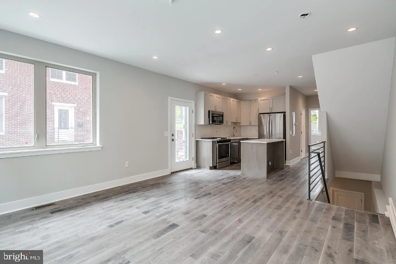 1013 S 20th St #A - Photo 6 of 18