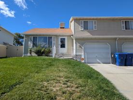 4808 S Erin Ln - Photo 1 of 1