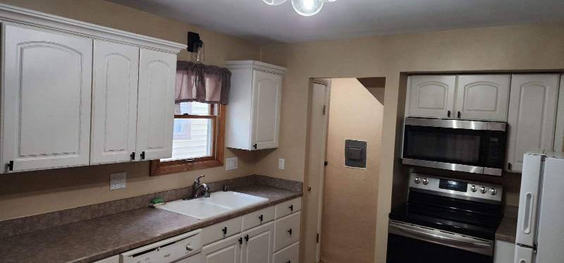 6606 Gerald Ave - Photo 2 of 10