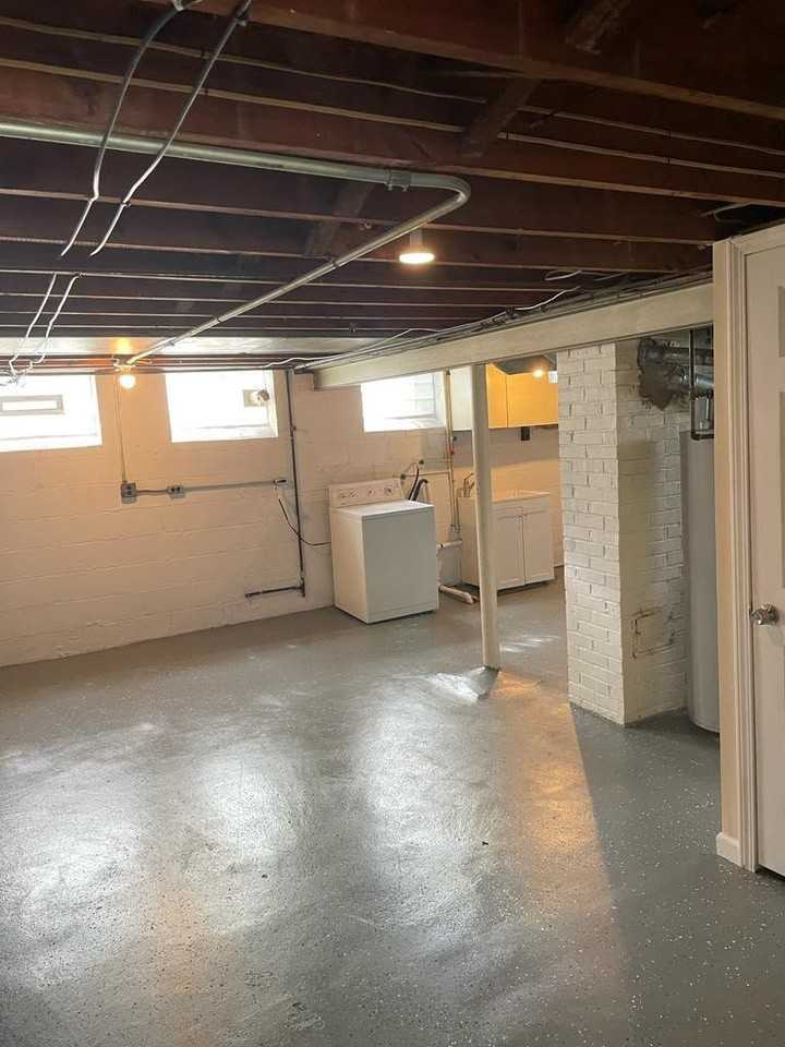 5248 Haverford Dr - Photo 4 of 19
